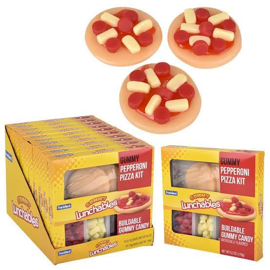 Lunchables Pepperoni Pizza Kit Gummy Candy - 176g